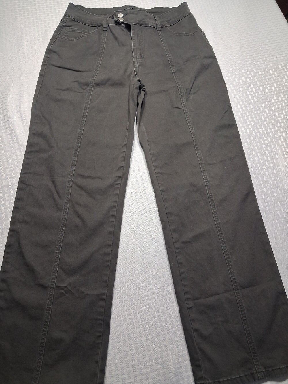 Women's Gray Boot Cut Pants with Front Seam 2 Buttons. Stretch. Comfortable